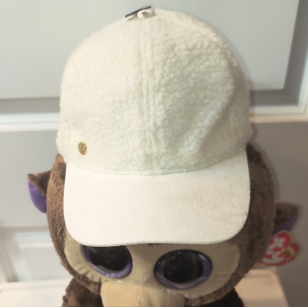 Vince Camuto Faux Shearling Baseball Cap – Cream, NWT